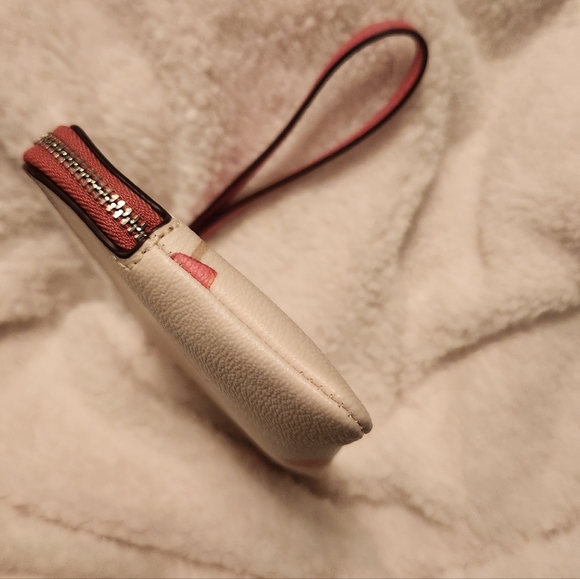 Coach Popsicle Print Corner Zip Wristlet NWOT - Picture 7 of 8